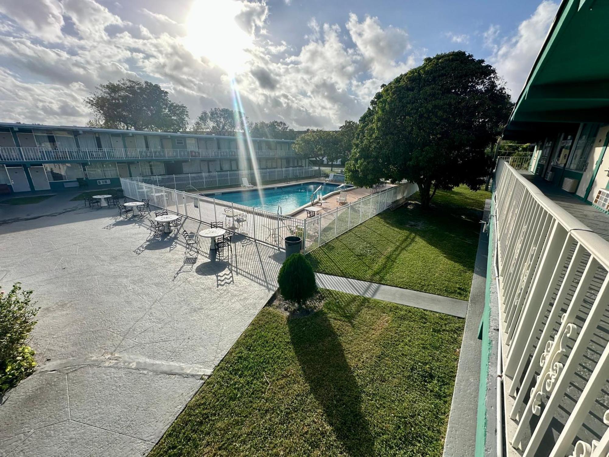 Boca Inn Boca Raton Eksteriør billede